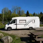 캠프장 Bobil Caravan *
