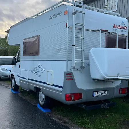 Bobil Caravan مكان تخييم ساندفيورد